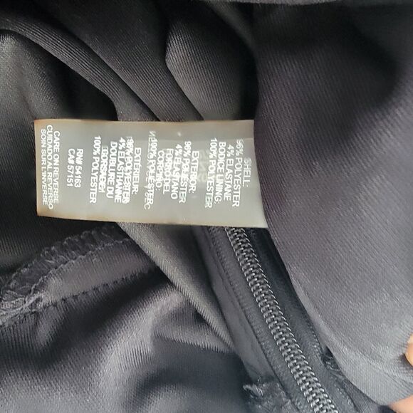 Tommy Hilfiger Surplice Neckline Jumpsuit womens size 16 Short ruffle sleeves - Picture 9 of 9